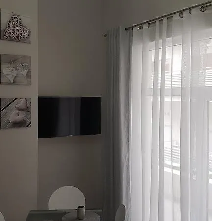 Magnolia Przy Morzu מידזיזדרויה